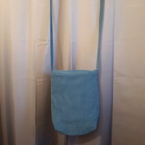 NEW Velvet texture Ruffled Crossbody Purse Shoulder bag FlipTop Blue Cute Girlie - Picture 6 of 9